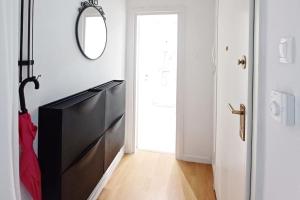 Shiny and relaxing 5th floor apartment