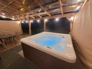 Urocza Kryjówka ze SPA - Jankowce