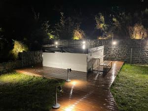 Chalets Les Edelweiss Mont-Blanc - Gite Classe 3 Etoiles : photos des chambres