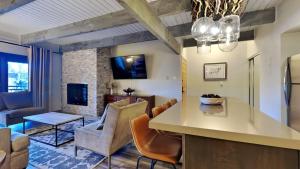 Timberline Condominiums 1 Bedroom Premier Unit D2B