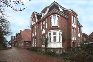 Schöne Altbauwohnung direkt an der Kesselschleuse!