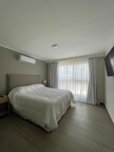 EN EL CENTRO DE LOBOS