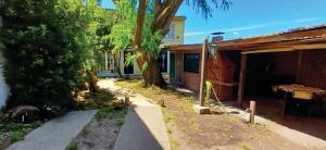 CASA A 6 CUADRAS PLAYA PUNTA MOGOTES, P6 PERS.