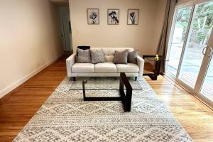 Modern, Renovated 5b3ba near Apple, Kaiser