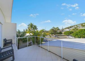 Adrift, 5B Scott Street