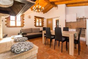 Family friendly house with a parking space Rovinj - 22074