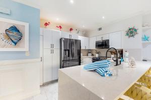 Shores of Panama 1024