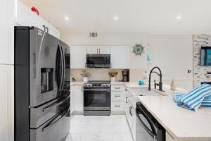 Shores of Panama 1024