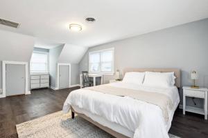 Charming Cottage in Central Location*Near BWI*