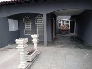Casa 3min do centro prox. UFMS - Sidrolândia