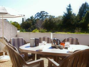 2 Pces, 4 Couchages, Terrasse, Parking, Piscine, Proche Plage et Commerces - Le Lavandou - FR-1-251-558