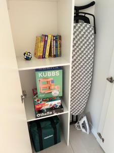 Cosy Sunlit Home Away from Home