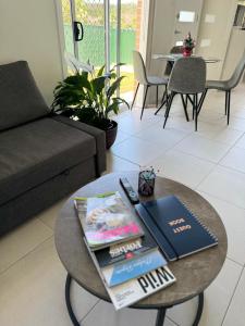 Cosy Sunlit Home Away from Home