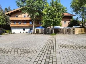 A8 Hotel im Darchinger Hof Bed & Breakfast - Zwischen Holzkirchen und Weyarn - Zwischen München Salzburg und Innsbruck - Kurz vor dem Irschenberg - 魏阿尔恩