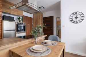 Near EXPO Cracow Elegant Apartment by Renters