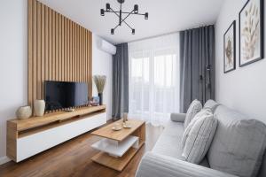 Near EXPO Cracow Elegant Apartment by Noclegi Renters