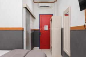 Urbanview Hotel Ian Jaksa Kebon Sirih