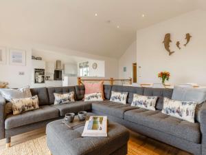 4 Bed in Westward Ho 89017