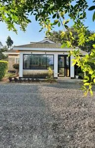 Enkaji Olmarei (Narok) - Narok