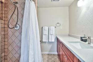 Sunnyvale 5br w backyard patio nr tech SFO-1516