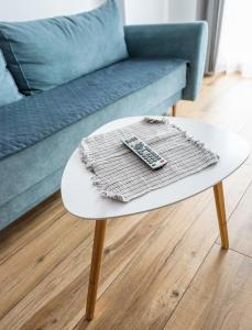 Wola Homely Apartment #106 by BookingHost