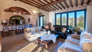 VILLA ISOTTA 8&4, Emma Villas