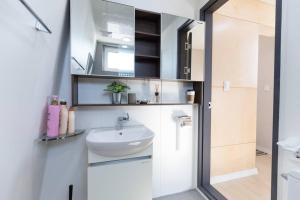 3R+2Baths Ewha Sogang near Shinchon & Hongdae