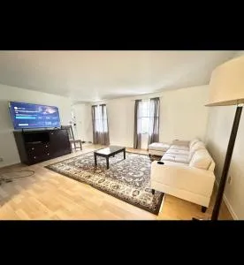 Home in Hudson - Hudson