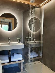 Chalets Chalet La Ferme d'Aime, neuf, 15 personnes : photos des chambres