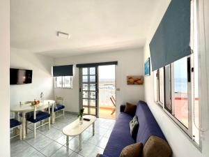 Ático 2 dormitorios con vista al mar, a 100 m de playa