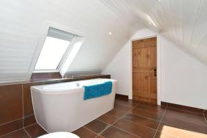 2Bed Cottage Johnshaven - Family Friendy