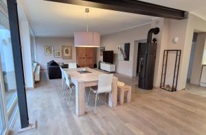 Wohnung mit Sauna, Garten & Schwimmteich