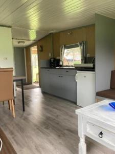 Chalet op mini-camping de Peelweide