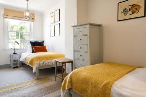 Harewood, Port Isaac Bay Holidays