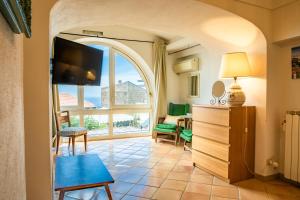 Villa Marghe - Sea View Rooms