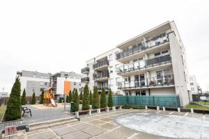 Daniszewska Cosy Apartment by BookingHost