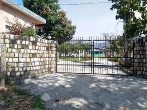 Nature stay-the Himalayan foot hills -JANAKI SADAN - Jhājra