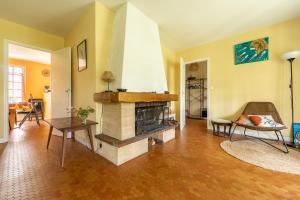Maisons de vacances Cantebos - Maison avec 3800 m² de jardin : photos des chambres