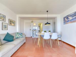 Apartment Rhodas by Interhome