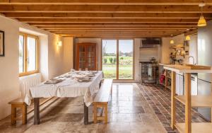 Maisons de vacances Gites de Lezinadou - 6 personnes - Plomeur La Torche : photos des chambres