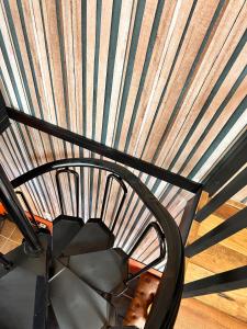 Maisons d'hotes La Grange Aux Hirondelles - Chambre Atelier : photos des chambres