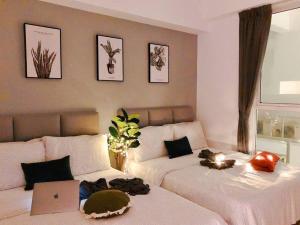 Space Grey Opposite IMAGO KK City Center