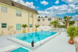 Where the Sun Meets the Water