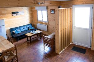 Maisons de vacances Les Genets du Sancy : Maison 2 Chambres