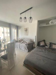 Magnifique studio au pied des plages