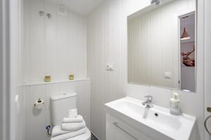 Apartamentos Preciados