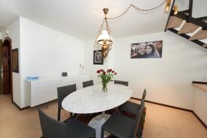 Supercrans, Rte de la Tour 10, Superb View!!