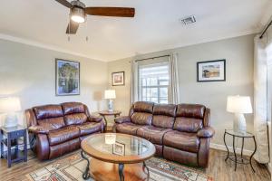 Pet-Friendly Florida Escape with Patio and Fire Pit!