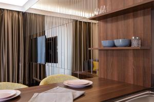 GM SkyView Luxury Flatiron apartment Skopje