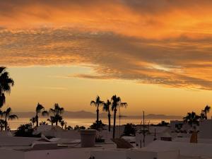 Casahost La Barraca Sunset